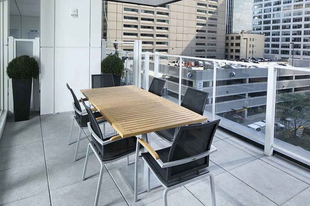 Luxury 2-Bedroom Penthouse Downtown With Free Parking Ottawa Canada