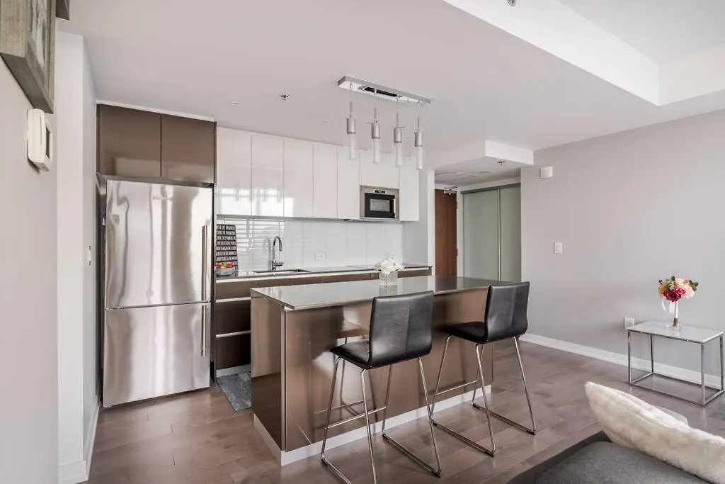 Apartment Luxury 2-Bedroom Penthouse Downtown With Free Parking Ottawa