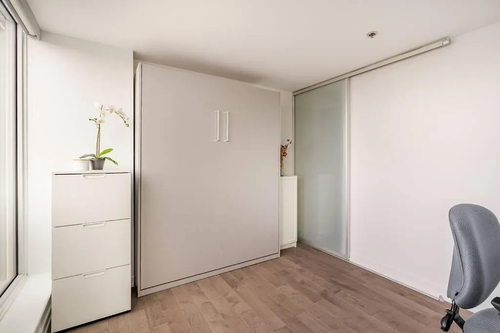 Luxury 2-Bedroom Penthouse Downtown With Free Parking Ottawa